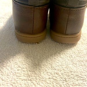 Carter’s Brown Baby Boots size 3 months